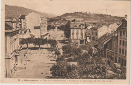 Haute Savoie : ANNEMASSE  : Place D El  ' Hotel De  Ville  ,1938 - Annemasse