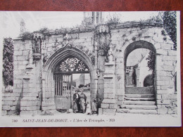 29 - SAINT-JEAN Du DOIGT - L'Arc De Triomphe. - Saint-Jean-du-Doigt