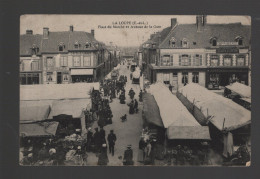 CPA - 28 - La Loupe - Place Du Marché Et Avenue De La Gare - Animée - Circulée - La Loupe