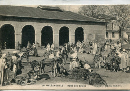 - AFRIQUE- ALGERIE- ORLEANSVILLE - Halle Aux Grains - Mercados