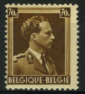 België 427-V1 ** - Gebroken U - U Cassé - 1931-1960