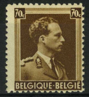 België 427-V1 * - Gebroken U - U Cassé - 1931-1960