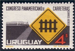 906 Uruguay Railroad Crossing Traverse Chemin De Fer MNH ** Neuf SC (URU-53) - Motorfietsen