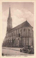 St Aubin D'aubigné * Rue Et L'église * Automobile Voiture Ancienne - Andere & Zonder Classificatie