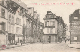 Troyes * La Place De L'hôtel De Ville * Le Chevet De L'église St Jean * Commerces Magasins - Troyes