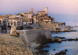 06 - ANTIBES - Antibes - Les Remparts