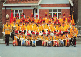 SPECTACLE - Musique Et Musiciens - Villers Le Bouillet & Fize - Fontaine - La Fraternité - Carte Postale - Musik Und Musikanten