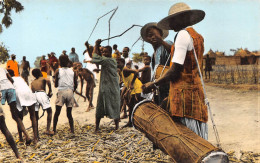  BENIN Ex Dahomey Agriculteurs à Hévé    N° 2 \ML4023 - Benin