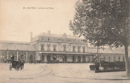 Nantes * La Place De La Gare De L'état * Attelage - Nantes