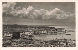 SUISSE - Genève - Vue Générale - Vue Sur La Ville - Sur Le Quai - Bateaux - Vue Sur La Mer - Carte Postale Ancienne - Genève