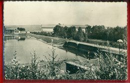 2099 - CPSM - LE CHESNE - ETANGS DE BAIRON, LA GRANDE DIGUE - Le Chesne