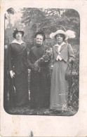 92-GARCHES- CARTE-PHOTO- UNE FAMILLE - Garches