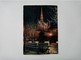 Carte Postale - Paris - La Sainte Chapelle Illuminée    (10iqc) - Parijs Bij Nacht