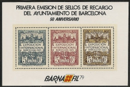1979-HOJA RECUERDO ED. 80 -EXPOSICIÓN FILATÉLICA BARNAFIL 79. -1er. EMISIÓN SELLOS RECARGO AYTO. BARCELONA  TIRADA 7900- - Feuillets Souvenir