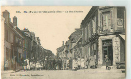 22454 - SAINT JUST EN CHAUSSEE - LA RUE D AMIENS - Saint Just En Chaussee