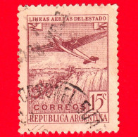 ARGENTINA - Usato - 1946 - Aereo Sopra Le Cascate Di Iguacu - 15 - Used Stamps