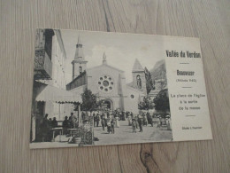 CPA 04 Alpes De Haute Provence  Beauvezer La Place De L'église à La Sortie De Messe - Autres & Non Classés