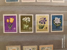 1962	Bulgaria	Flowers (F89) - Ongebruikt