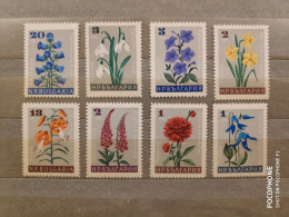 1966	Bulgaria	Flowers (F89) - Neufs