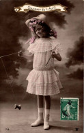 O4 - Carte Postale Fantaisie - Petite Fille Jouant Du Diabolo - Souvenir Du 1er Avril - 1er Avril - Poisson D'avril