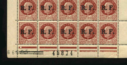 FRANCE - YT LIBERATION LYON 10 - BLOC DE 87 TIMBRES PROVENANT D'UNE FEUILLE DE REMPLACEMENT - Unused Stamps