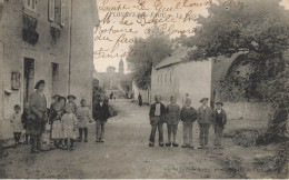 Plonévez Du Faou * Rue Du Village Et La Poste * Enfants Villageois - Plonevez-du-Faou