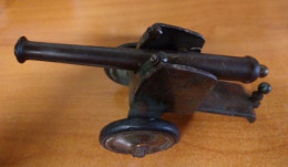 Cannoncino Ferro Giocattolo A Molla Primi '900 Canon De Fer Iron Cannon Eisenkanone Vecchio Giocattolo Militare - Toy Memorabilia