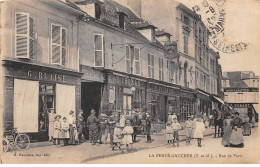 77 - LA FERTE GAUCHER - SAN64243 - Rue De Paris - La Ferte Gaucher