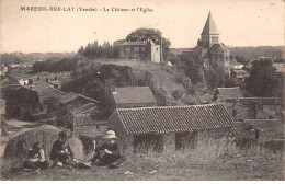 85 - MAREUIL SUR LAY - SAN66158 - Le Château Et L'Eglise - Mareuil Sur Lay Dissais