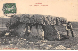 81 - VAOUR - SAN66064 - Le Dolmen - Vaour