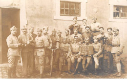 54 - N°88233 - VANDOEUVRE LES NANCY - Groupe De Militaires, Certains Trinquant - Régiment D'Artillerie - Carte Photo - Vandoeuvre Les Nancy