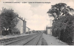 Train . N°52157 . Cordemais.la Gare.ligne Dest Nazaire Et De Bretagne - Stazioni Con Treni
