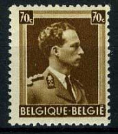 België 427-V1 ** - Koning Leopold III - Gebroken U - U Cassé - Other & Unclassified