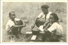 SCOUTISME.n°8.LOUVETEAU DE L'UNITE ST GEORGES,LEOPOLDVILLE.OH LA LA QUE J'AI FAIM CHEF - Scoutismo