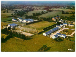 SPORT.FOUGEROLLES DU PLESSIS.VUE AERIENNE.L'USINE, LE TERRAIN DE SPORTS ET LOTISSEMENT.CPSM - Fútbol