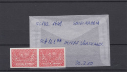 Saudi Arabia 1934 Sg331Aa 1/2g Red Vertically Imperf MNH Pair - Arabia Saudita