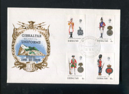 "GIBRALTAR" 1973, Mi. 302-305 "Militaeruniformen" FDC (B1053) - Gibilterra