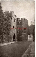 CPA LONDON - TOWER - VIEW ALONG THE OUTER WARD - Tower Of London