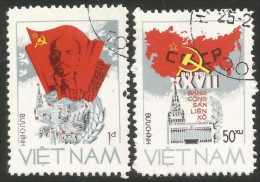 930 Vietnam Drapeaux Flags (VIE-98) - Francobolli