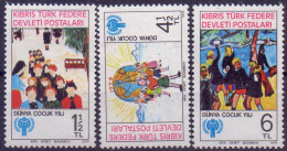 KIBRIS TURKIYE -  PAINTINGS  IYC - **MNH - 1979 - Andere & Zonder Classificatie