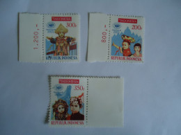 INDONESIA   3 MNH   STAMPS 1988  EXPO 88 - Indonesia