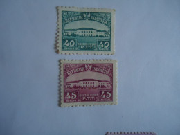 INDONESIA   MNH 2 STAMPS  BUILDING - Indonesia