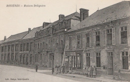 B17-80) ROSIERES EN SANTERRE (SOMME)  MAISON DELIGNERE  - (ANIMEE - 2 SCANS) - Rosieres En Santerre