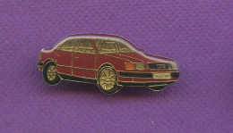 Rare Pins Auto Voiture Audi Q105 - Audi