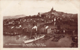 FRANCE - Marseille - Vue Générale Du Vieux Port Vers Notre Dame De La Garde - Bateaux - La Mer - Carte Postale Ancienne - Puerto Viejo (Vieux-Port), Saint Victor, Le Panier