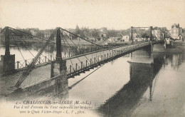 CPA Chalonnes Sur Loire-Vue à Vol D'oiseau Du Pont Suspendu Sur La Loire Vers Le Quai Victor Hugo-4         L2821 - Chalonnes Sur Loire