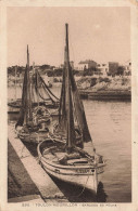 FRANCE - Toulon Mourillon - Barques De Pêche - Vue Sur La Mer - Mes Maisons Au Loin - Quai - Carte Postale Ancienne - Toulon