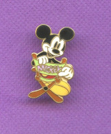 Superbe Pins Disney Mickey Egf Q199 - Disney