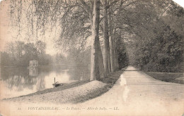 FRANCE - Fontainebleau - Le Palais - Allée De Sully - Carte Postale Ancienne - Fontainebleau