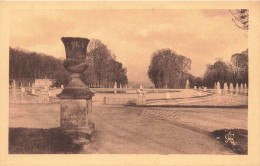 FRANCE - Saint Cloud - Le Parc - Les 24 Jets - Carte Postale Ancienne - Saint Cloud